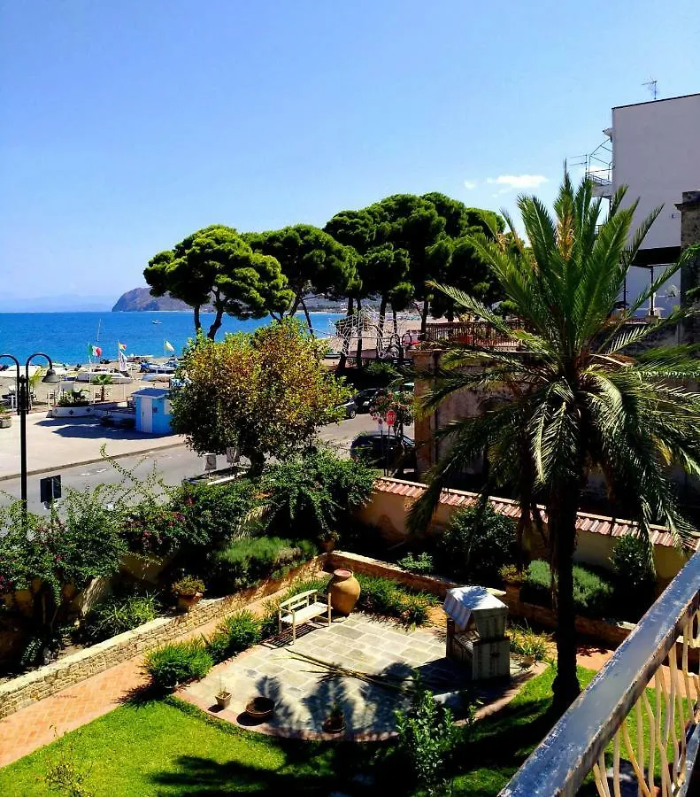 Villa Chelia contacts
