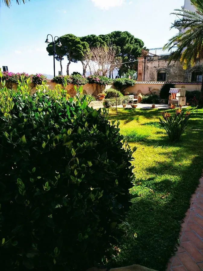 Villa Chelia Patti Italy